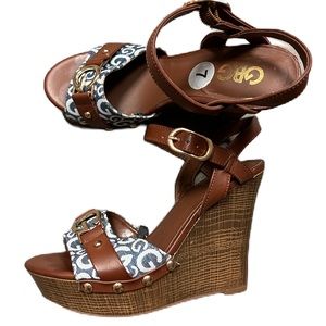 GBG Guess Platform Shoes Size 7